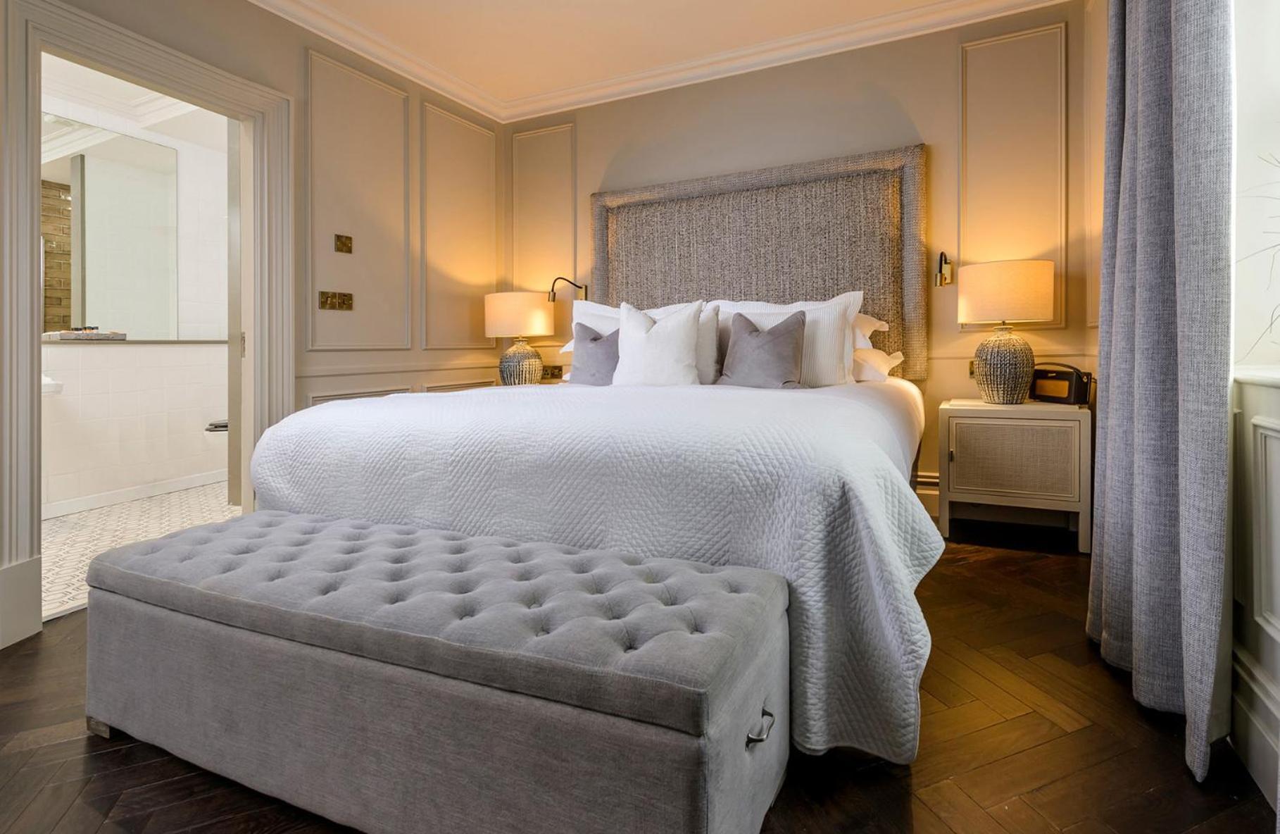 Arbutus Suite