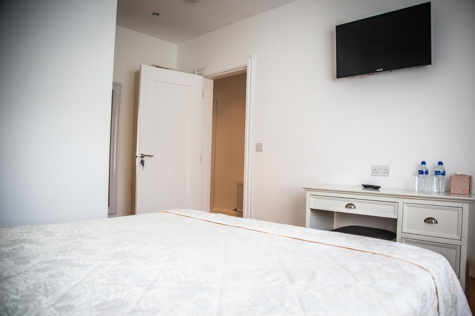 Double Room,1639624512:JPEG