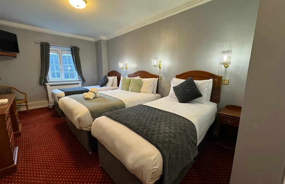 The Killarney Grand-1