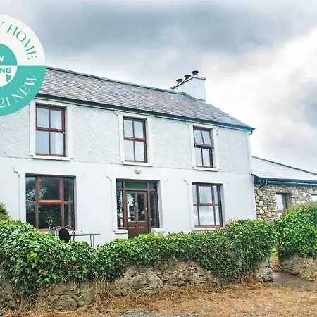 Hillside View Holiday Home By Trident Holiday Homes-3