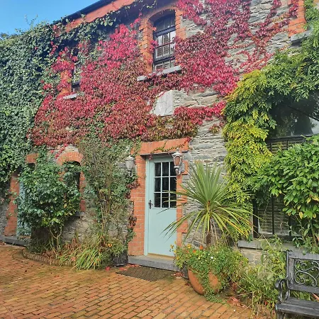 The Coach House At The Priory-2
