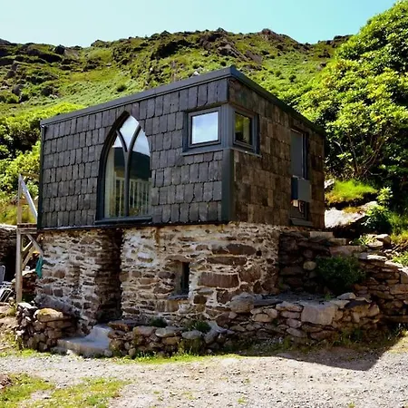Secluded Cottage Nestled In The Beara Peninsula-2