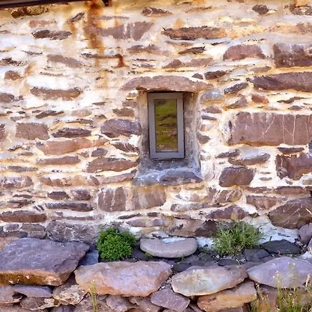 Secluded Cottage Nestled In The Beara Peninsula-3