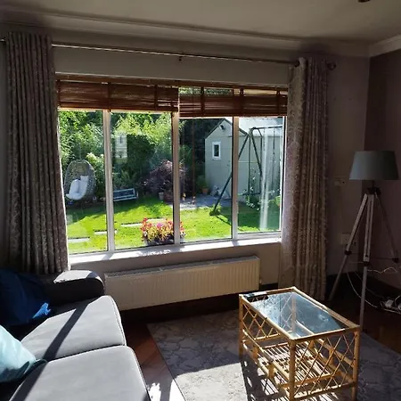 Birch Hill Holiday Cottage-3