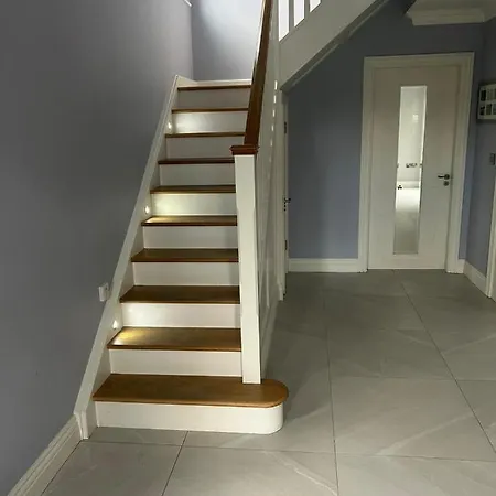 1 Modern Room In 1 Modern House-2