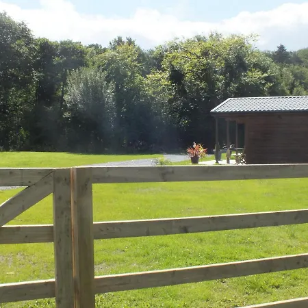Killarneycabinsie Stunning & Spacious Scandanavian Timber Lodges (Adults Only)-3