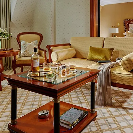 Killarney Plaza Hotel & Spa-3