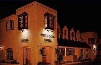 Whitegates Pub & Accommodation-3